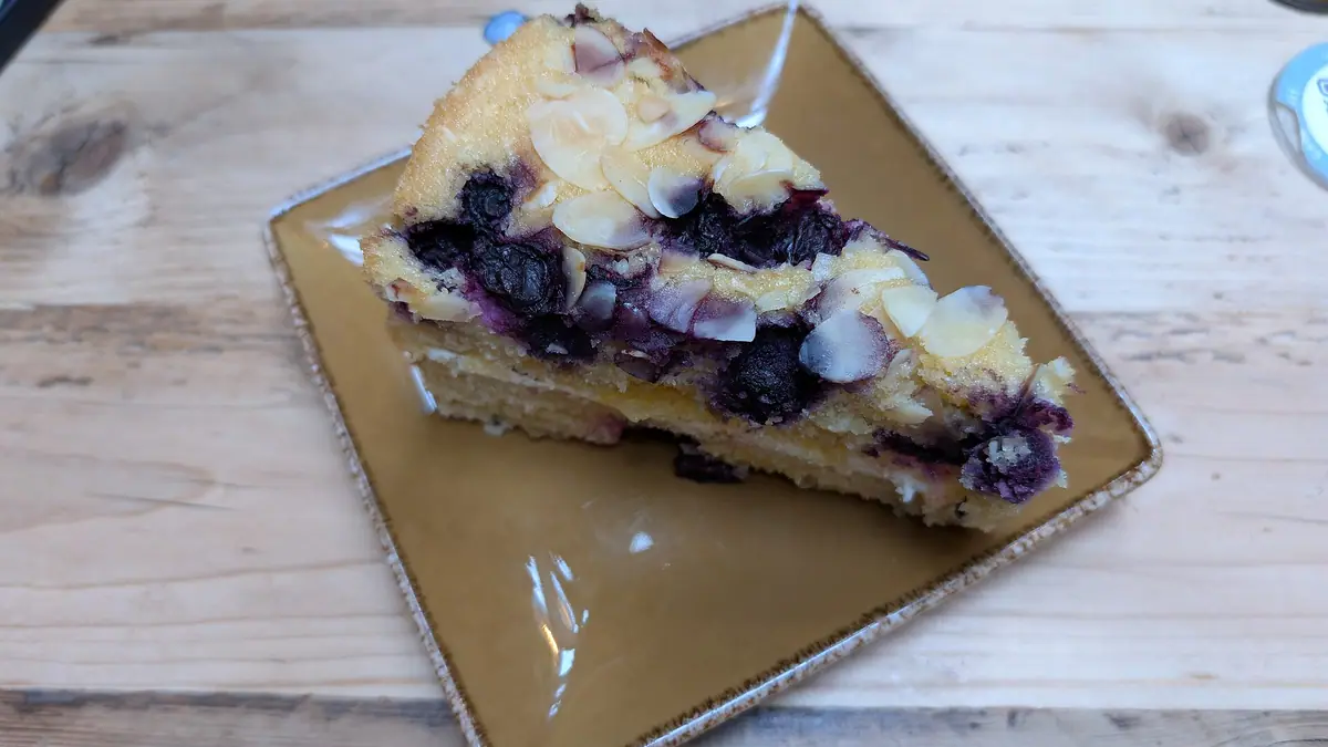 Purrple Cat Rescue – gluten-free bakery in Glasgow town centre